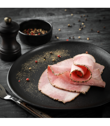 Assiette de noix de jambon au povire